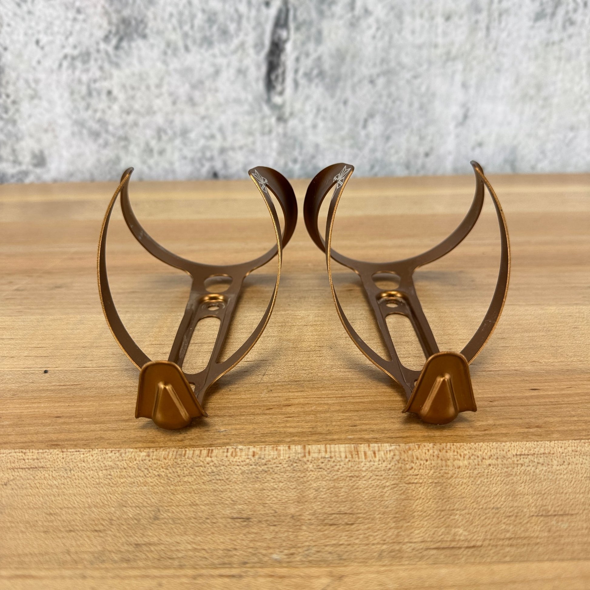 Supacaz Fly Cage Ano Coffee Pair Alloy Bike Water Bottle Cages 38g