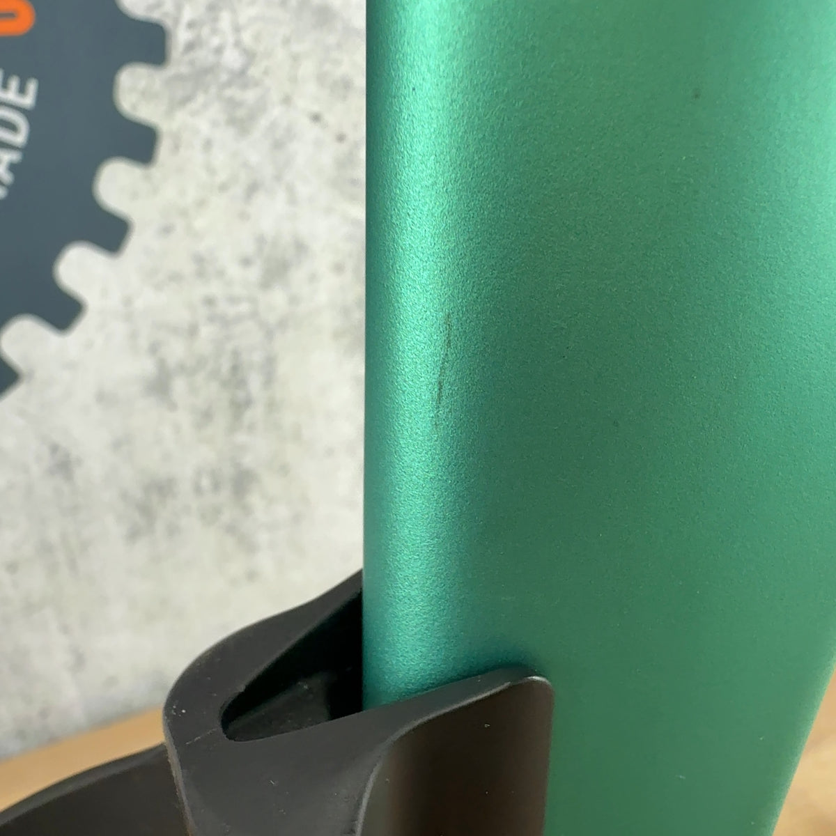 Low Mile! 2025 Factor Monza 52cm Carbon Disc Steel Green UDH Frameset 2750g — photo 17 of 18