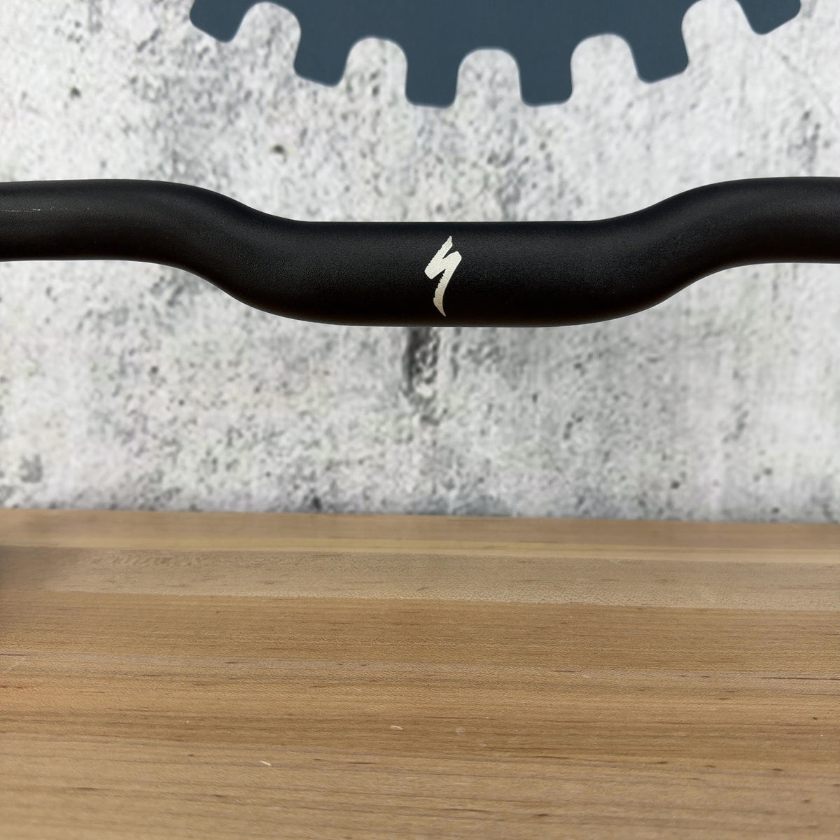 Light Use! Specialized Hover Expert 42cm 31.8mm Round Drop Bar Bike Handlebar