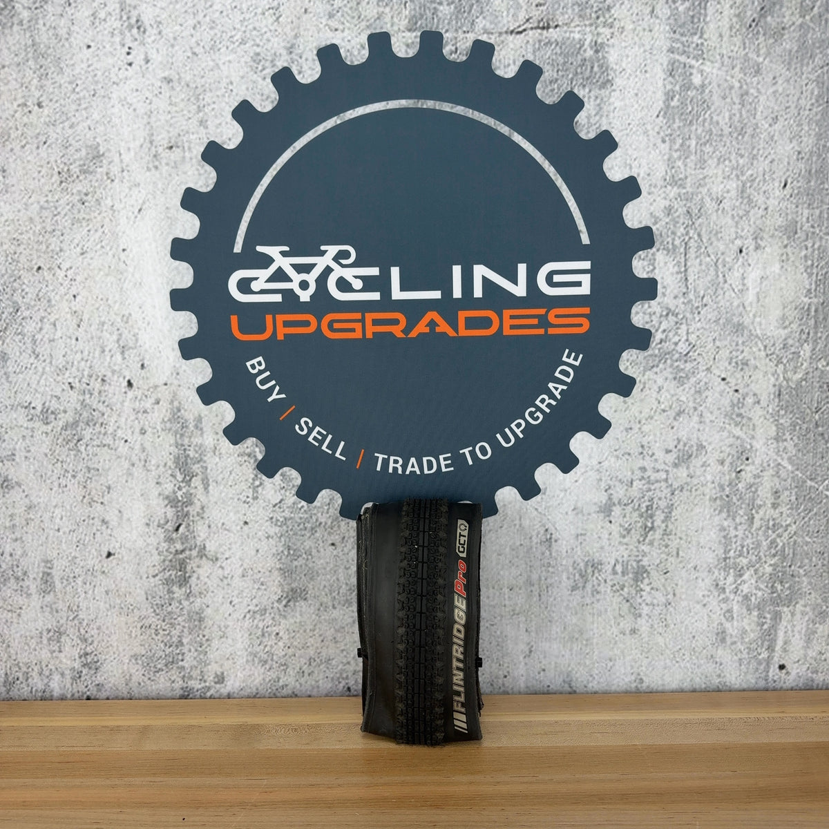 Kenda Flintridge Pro GCT 700x45mm Tubeless Single Gravel Bike Tire 600g — photo 2 of 4