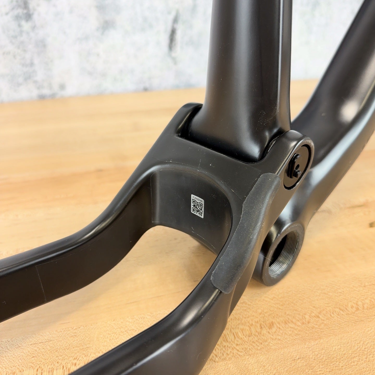 Low Mile! 2025 Allied BC40 XL Carbon 29" 120mm Boost UDH SIDLuxe MTB Frame