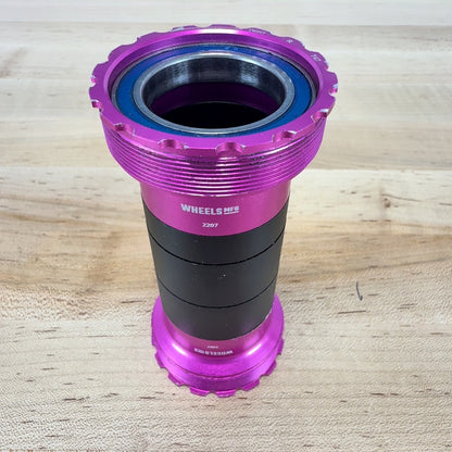 Low Mile! Wheels Manufacturing T47/86 Inboard DUB Abec-3 Pink Bottom Bracket