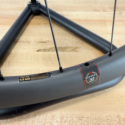 Low Mile! 2022 Reserve 34|37 Zipp ZR1 Hubs Carbon Disc Brake Zipp ZR1 Wheelset