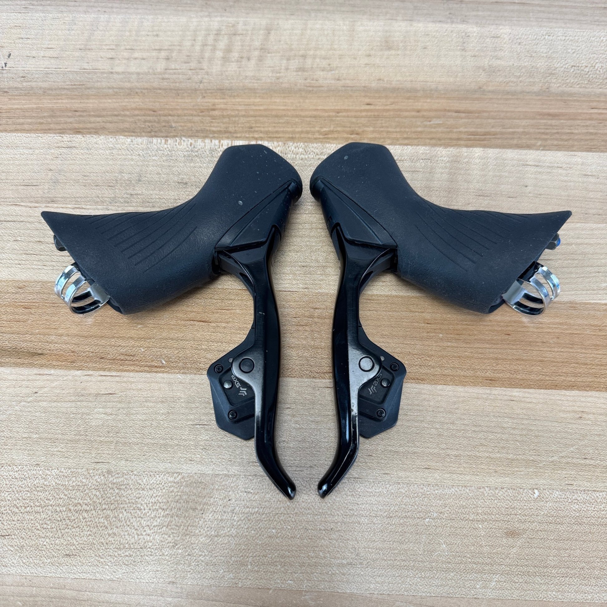 SRAM Rival AXS D1 12/13-Speed Flat Mount Disc 12 Speed Shifters w/ Calipers