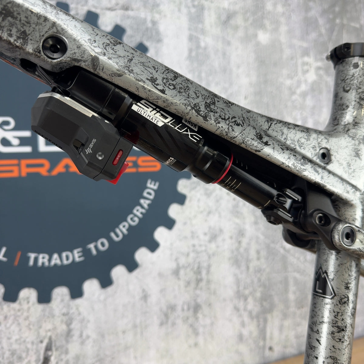 New! 2026 Specialized S-Works Epic 9 Large Flight Attendant  Carbon Frameset