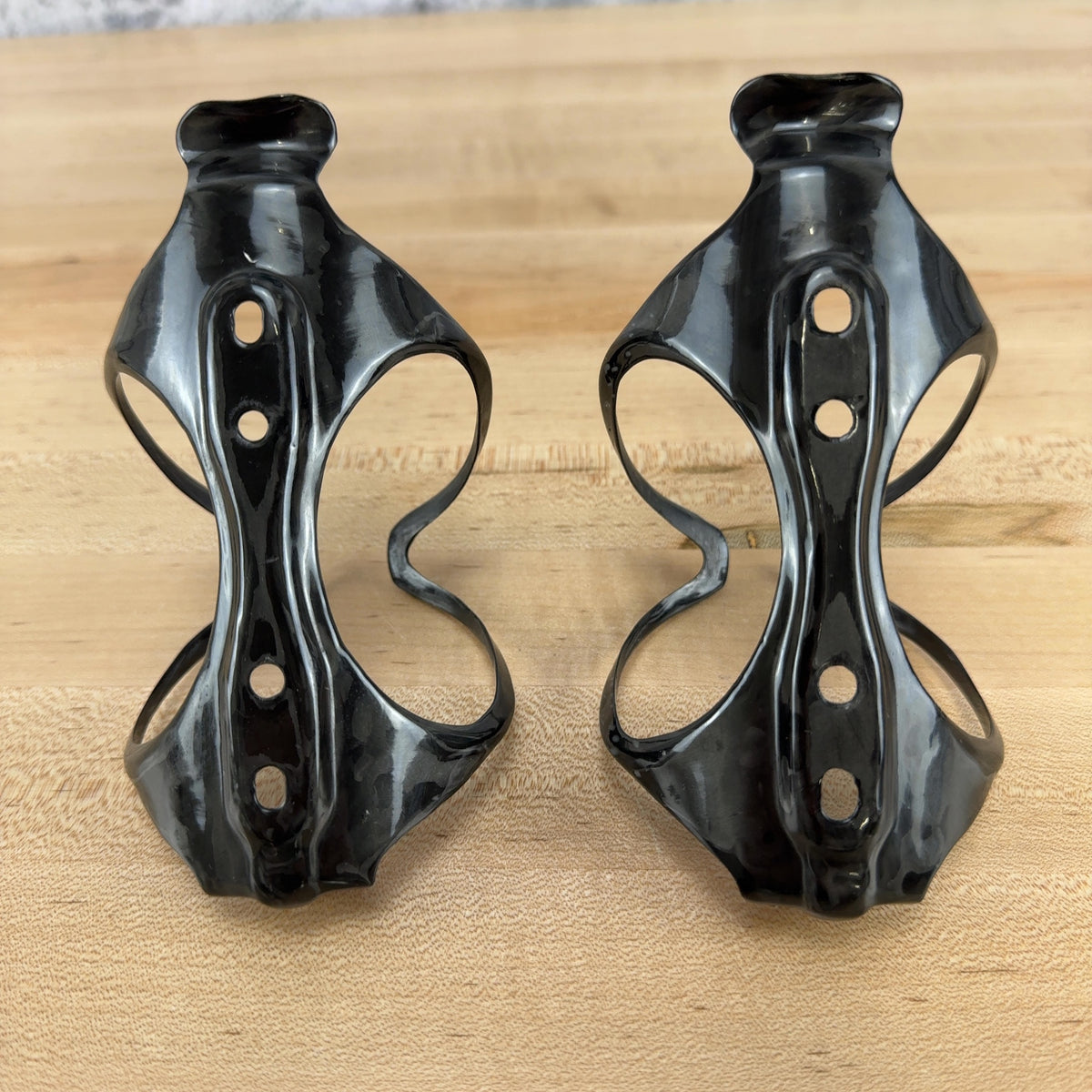 Light Use! Arundel Mandible UD Weave Carbon Pair Water Bottle Cages 46g — photo 7 of 7
