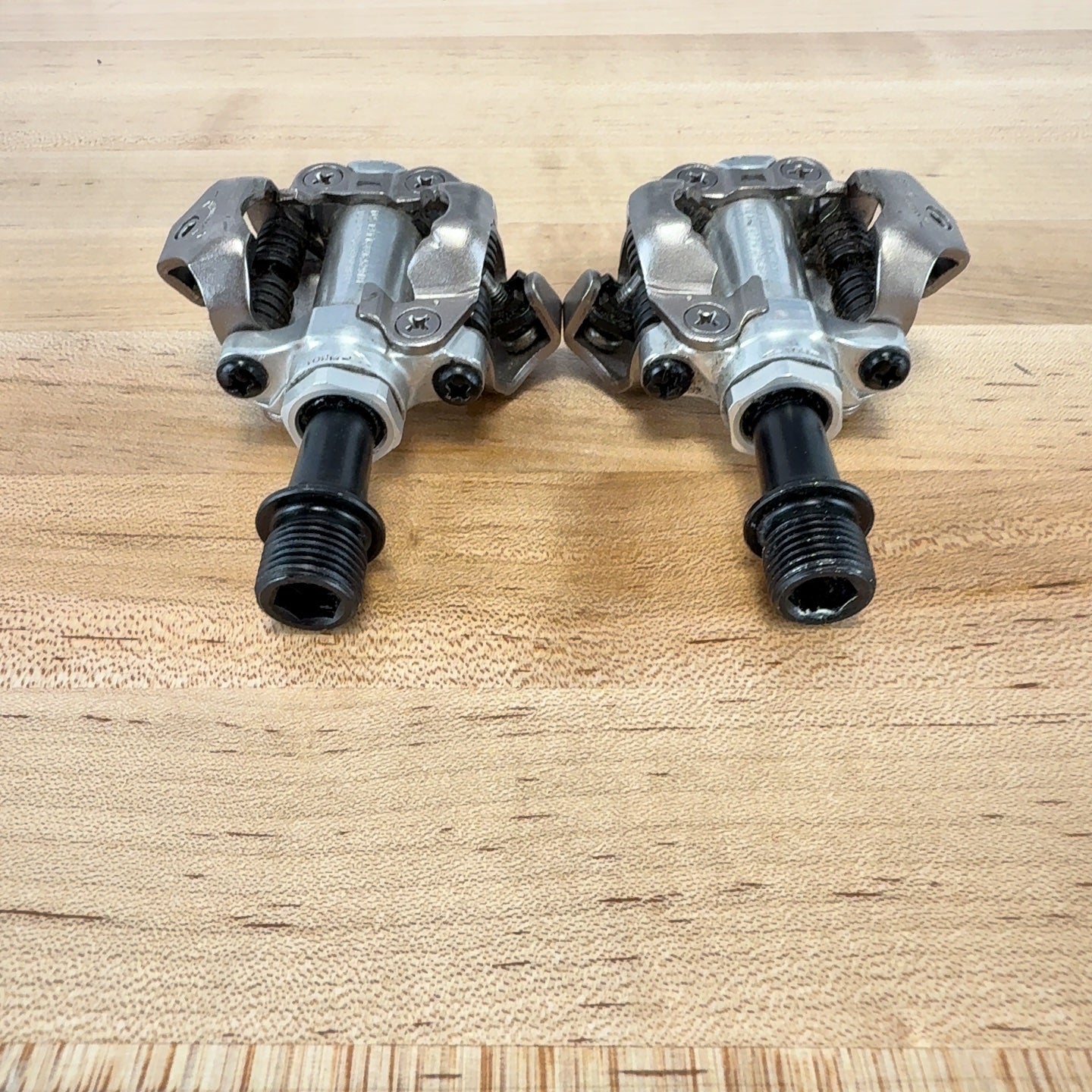 Low Mile! Shimano PD-M540 SPD Alloy Pedals