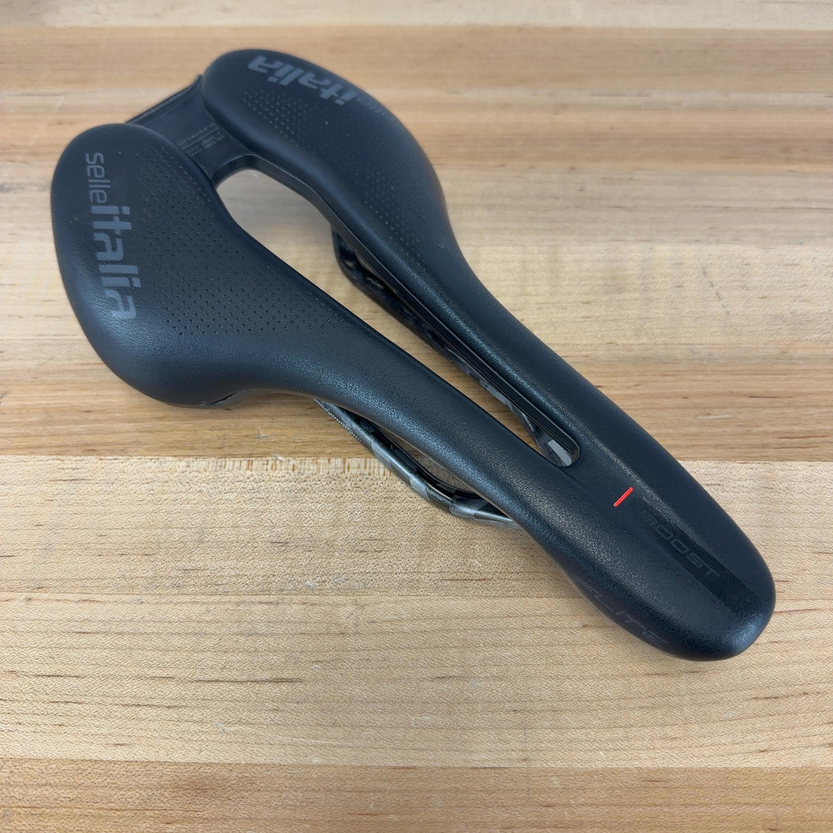 Low Mile! Selle Italia Flite Boost 7x9mm Oval Rails 135mm Bike Saddle 159g