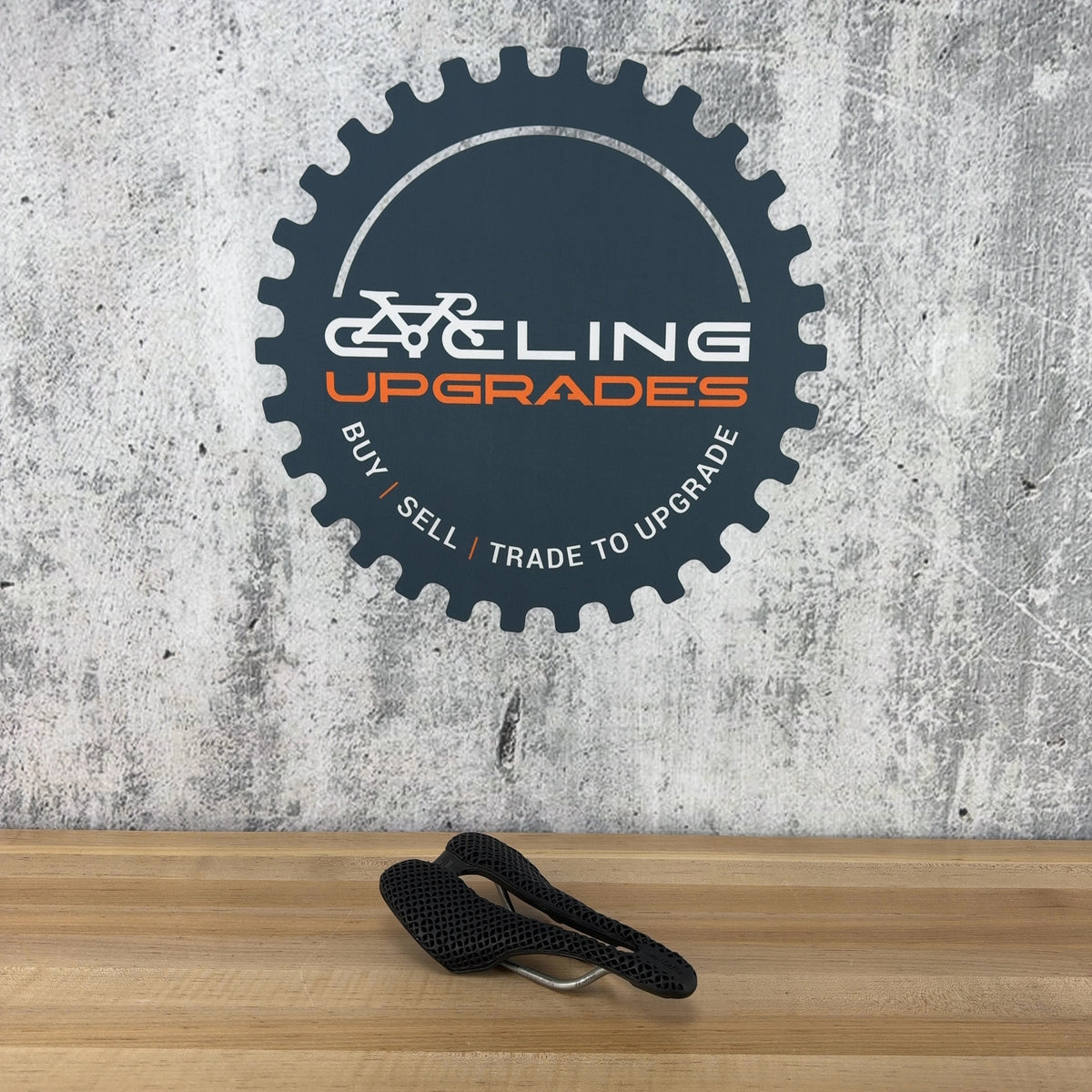 Low Mile! Selle Italia SLR Boost 3D 130mm 7x7mm Round Rails Bike Saddle 199g — photo 2 of 8