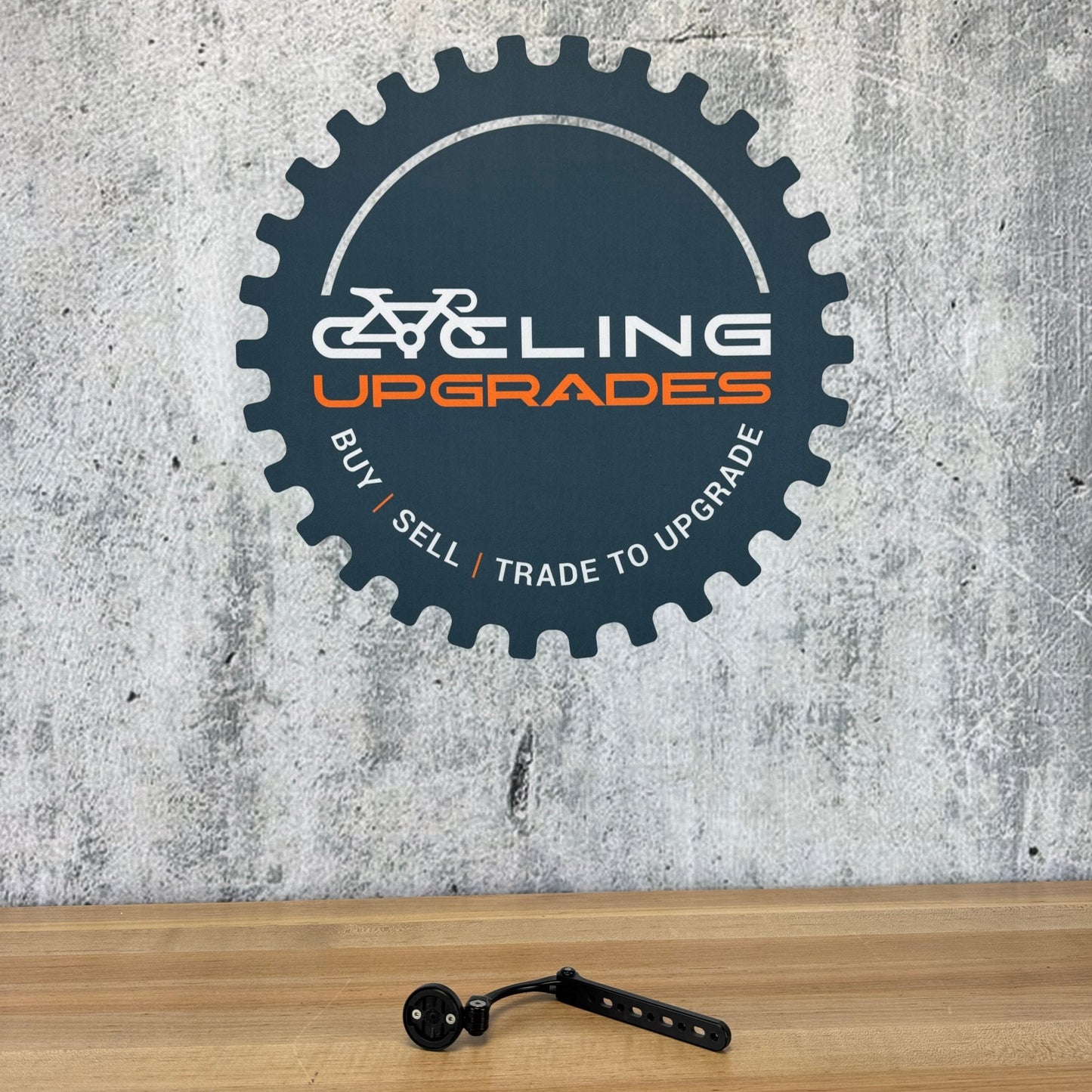 Low Mile! Tririg Polymount With Garmin and Wahoo Mounts Alloy TT Cockpit