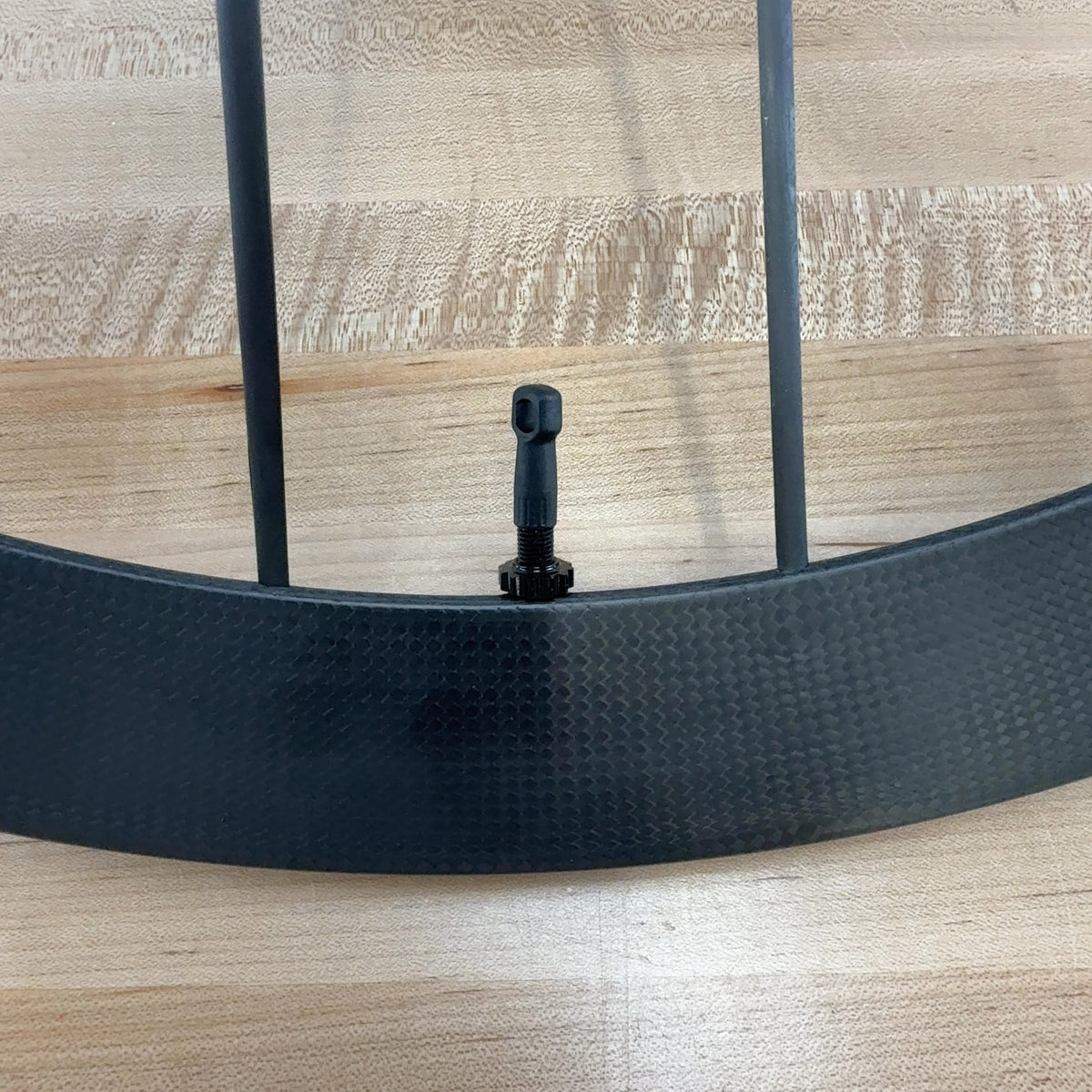 Mint! Lightweight Meilenstein EVO Schwarz Carbon Tubeless Disc Front Wheel 645g — photo 7 of 11