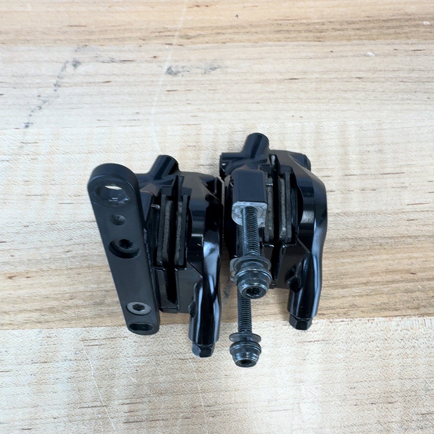 Shimano 105 R7170 Di2 Electronic 12-Speed Bike Shifters w/ Brake Calipers 723g