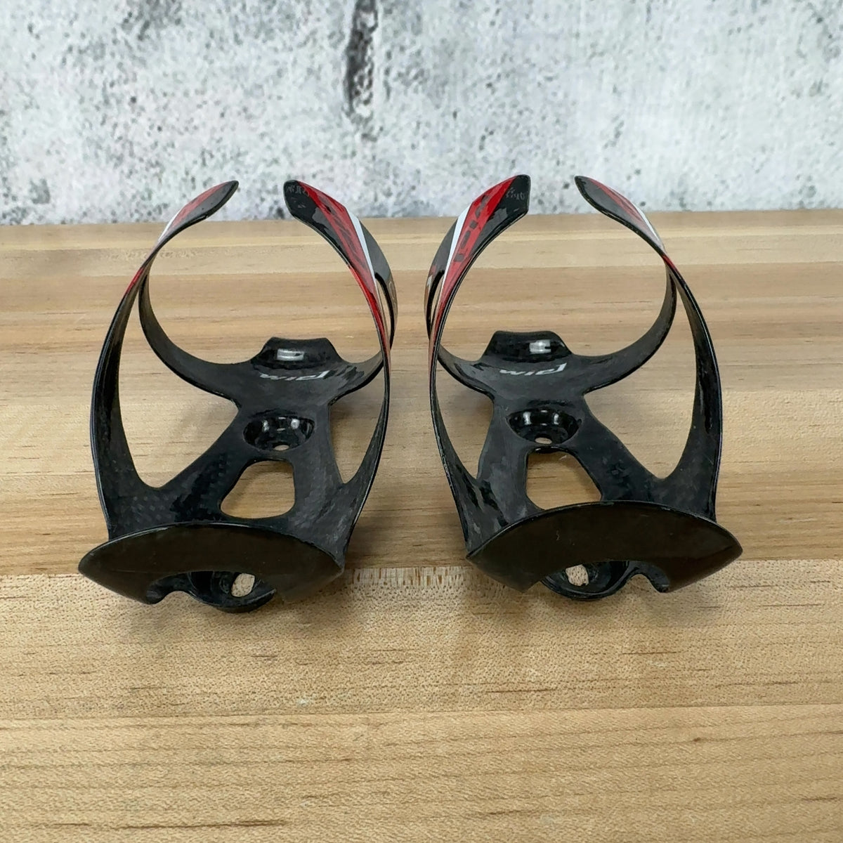 Light Use! Wiel Carbon Red Bike Pair Water Bottle Cages 52g