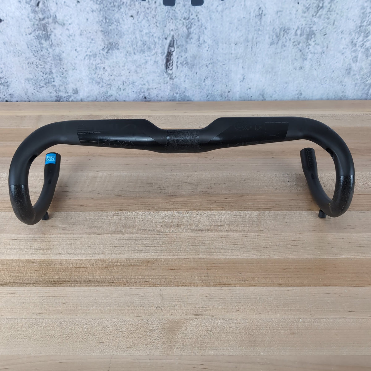 New Take Off! PRO Pro Vibe Aero 42cm Road Carbon Handlebar 252g MSRP $420 — photo 1 of 11