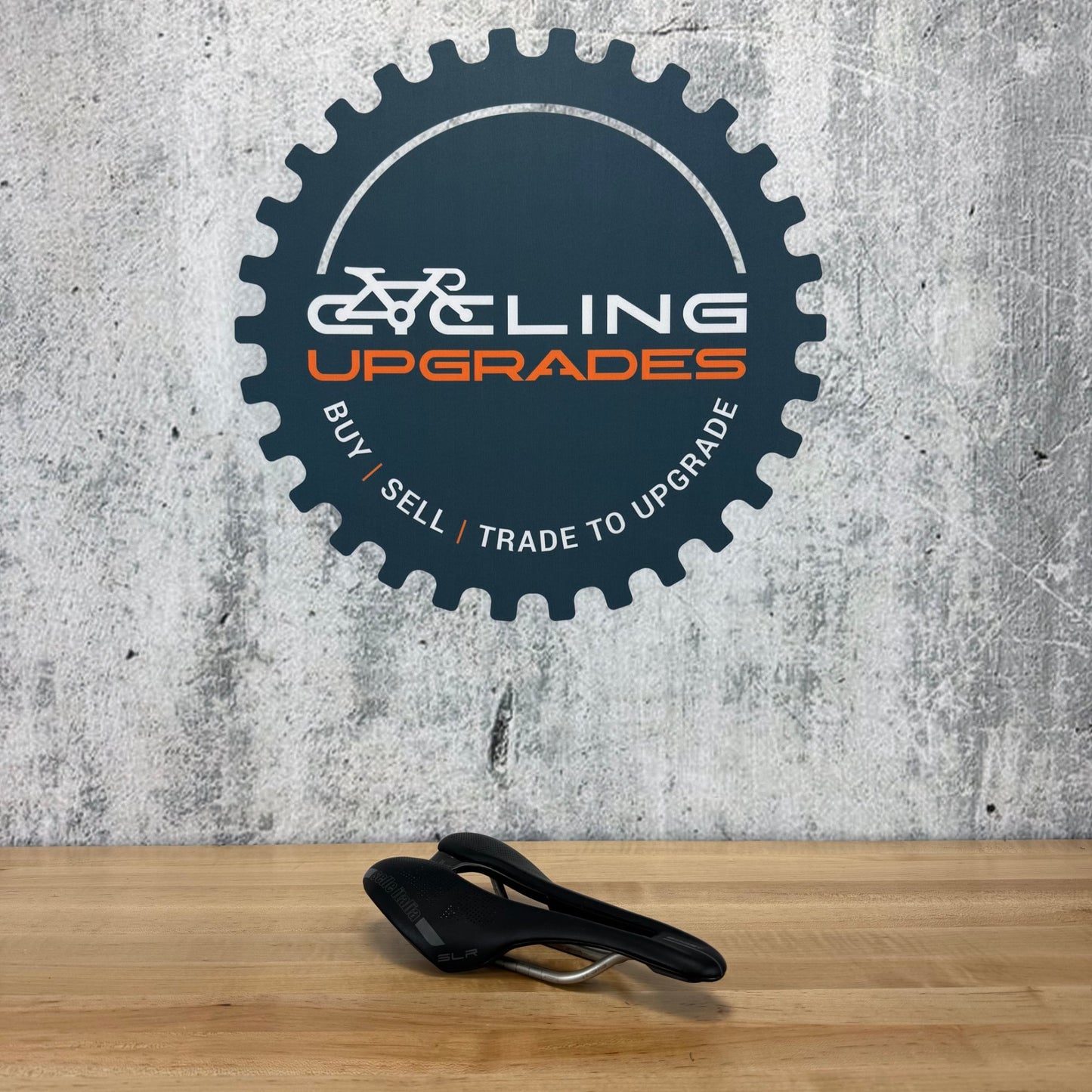 Light Use! Selle Italia SLR Boost Ti 316 Superflow 130mm Titanium Bike Saddle