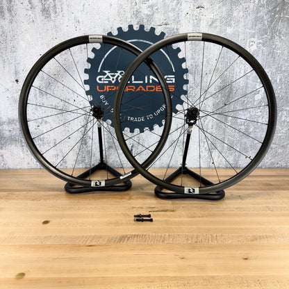 Low Mile! Reynolds G700 700C Carbon Shimano Microspline Gravel Hookless Wheelset
