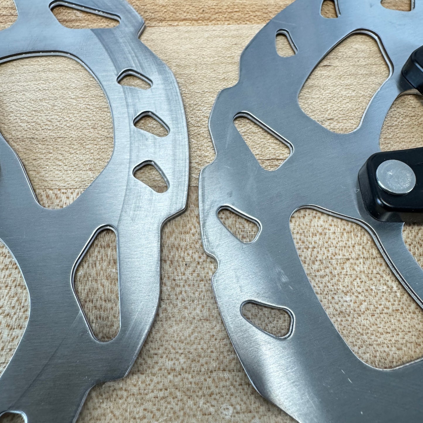 Light Use! Shimano SM-RT70-SS 160mm/140mm Center-Lock Disc Brake Rotors 257g