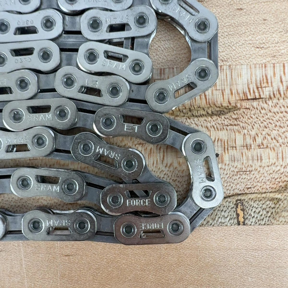New Take Off! SRAM Force AXS E1 Flattop 12-Speed Bike Chain 110 Links — photo 3 of 3