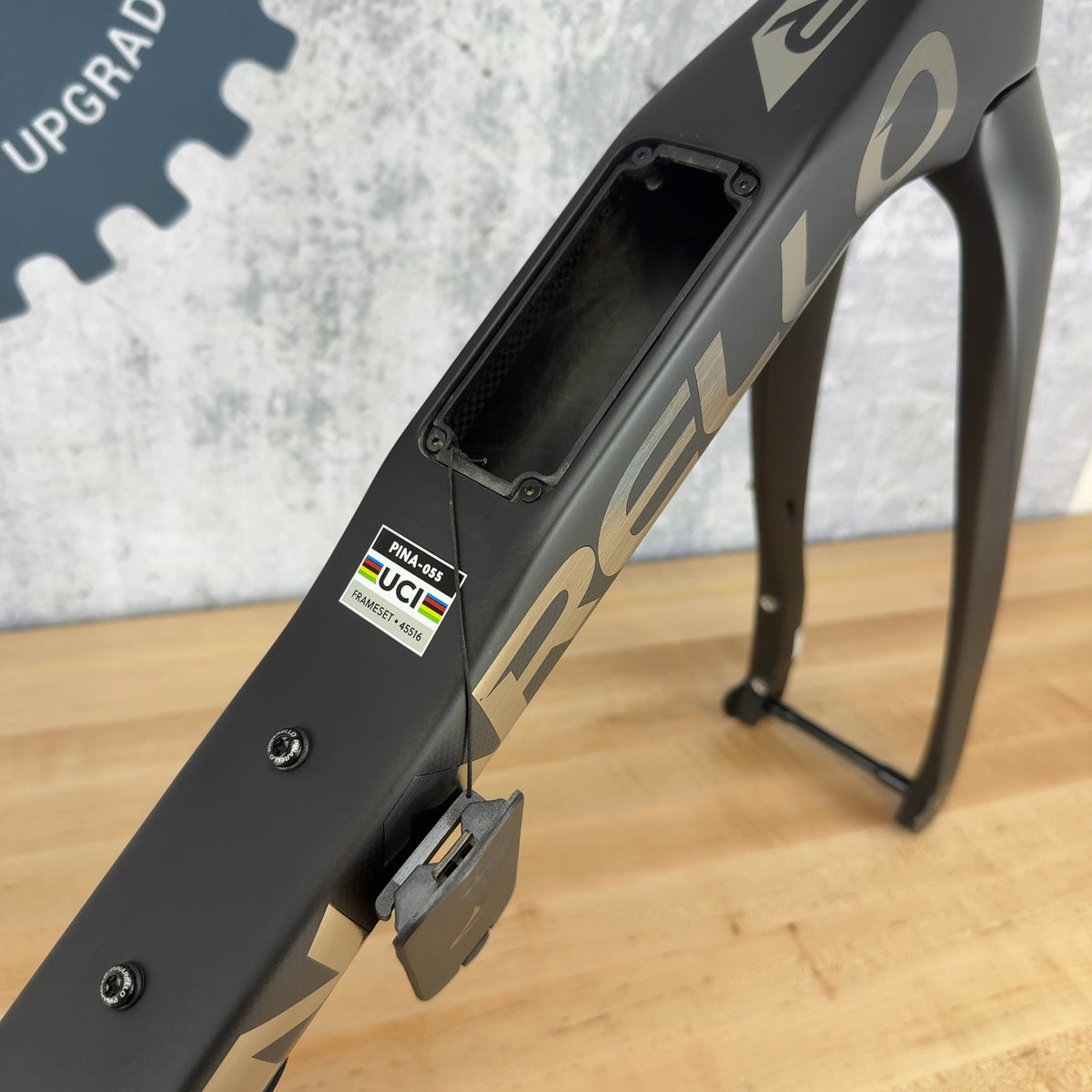 Light Use! 2026 Pinarello Dogma GR 530 Gravel Black on Black Carbon Frameset