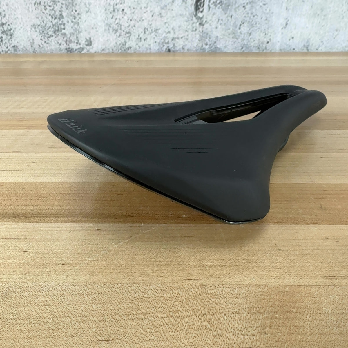Light Use! Fizik Argo Vento 150mm 7x7mm Chromoly Rails Bike Saddle 231g