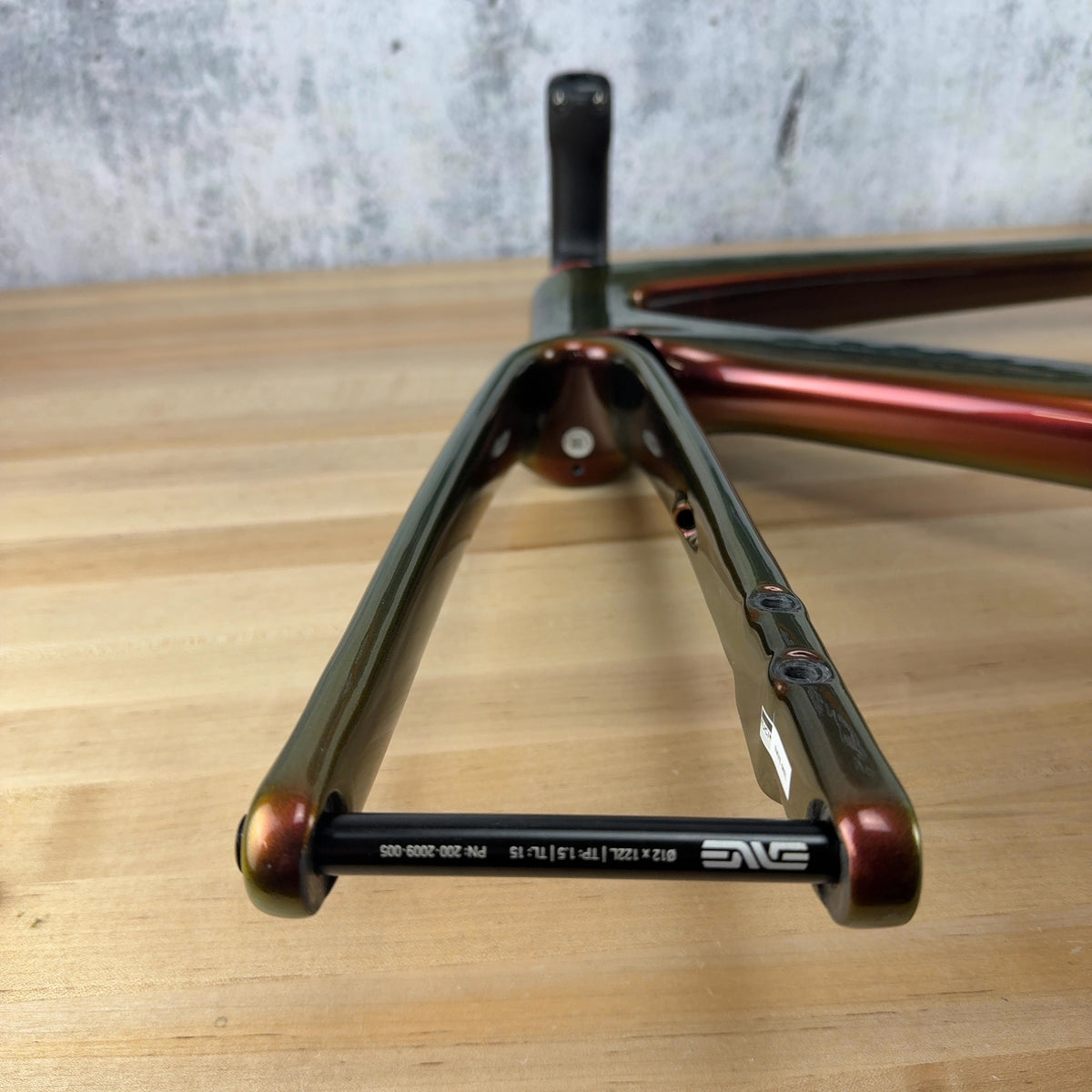 Low Mile! 2025 Enve Melee V1 54cm Poison Apple Disc Brake Carbon Frameset 2070g — photo 11 of 15