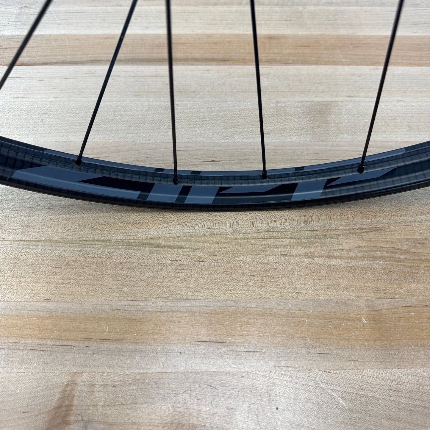 2025 Zipp 101 XPLR 700c Carbon Wheelset
