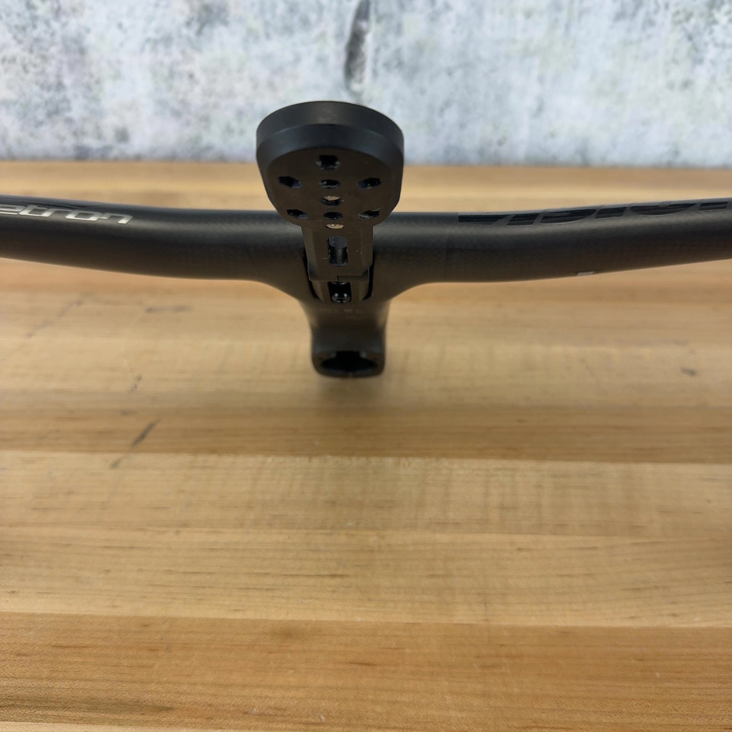 Low Mile! Vision Metron 5D ACR Evo 40cm x 130mm B4 Carbon Integrated Handlebar