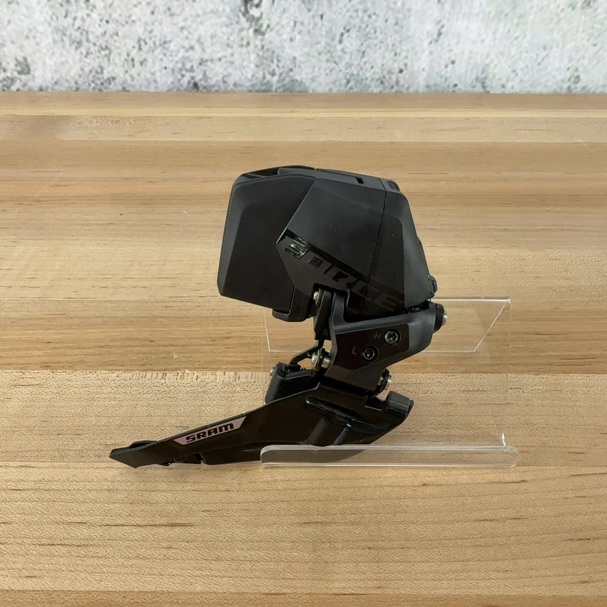 Low Mile! SRAM Force AXS E1 12-Speed Wireless Front Derailleur 179g With Battery — photo 1 of 4