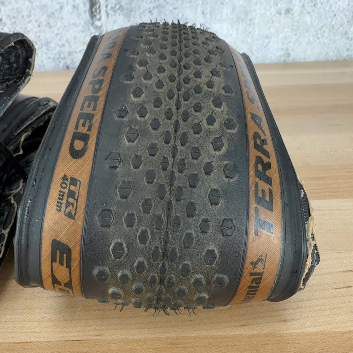 Low Mile! Pair Continental Terra Speed 700c x 40mm Tubeless Gravel Bike Tires