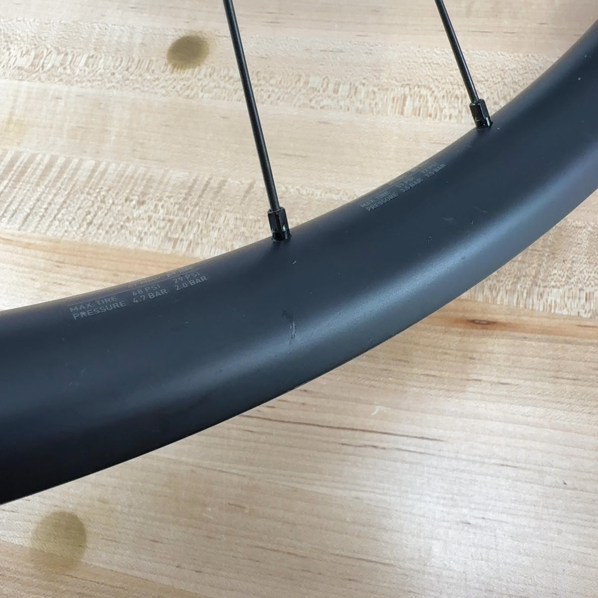 Low Mile! DT Swiss XRC 1501 Spline One MTB Carbon 29" Boost DT 240 Hubs Wheelset — photo 15 of 17