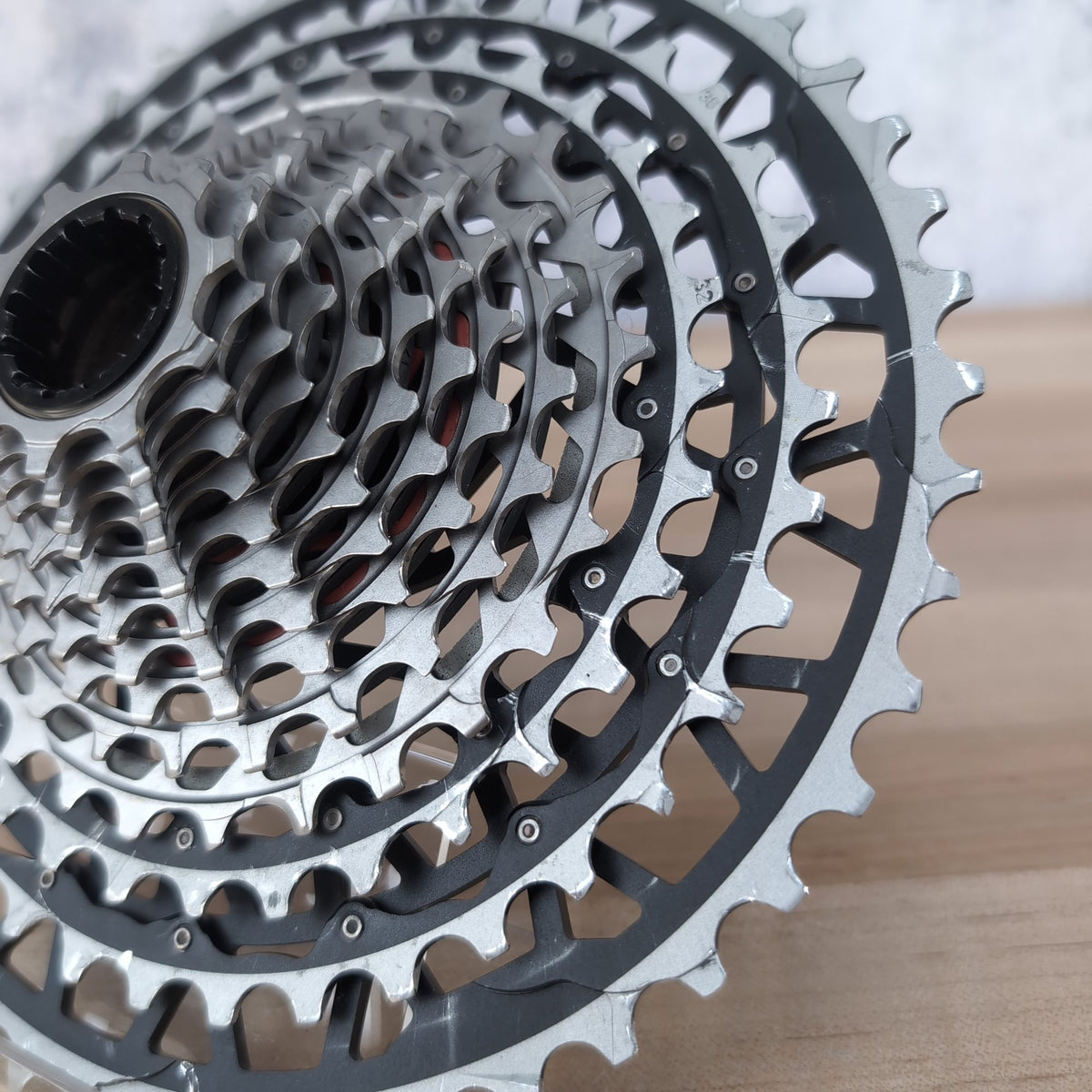 Low Mile! SRAM Red XPLR E1 XG-1391 10-46t Gravel 13 Speed Cassette XDR 296g — photo 4 of 7