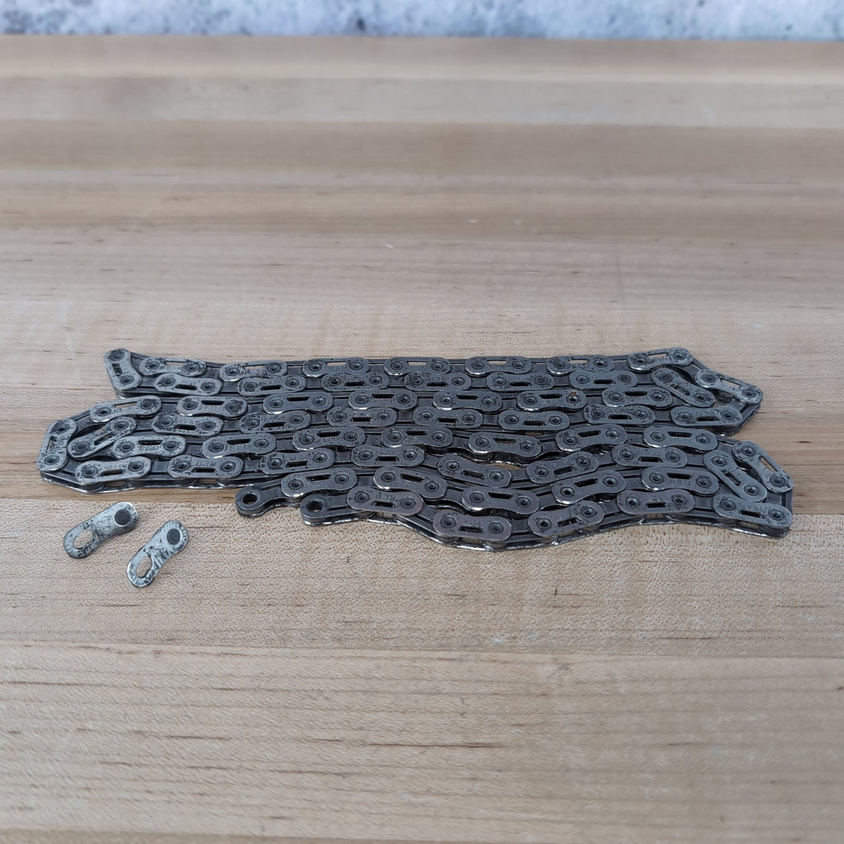 Low Mile! SRAM Red AXS 126 Link 12/13 Speed Flattop E1 Silver Chain 246g Flattop — photo 1 of 4