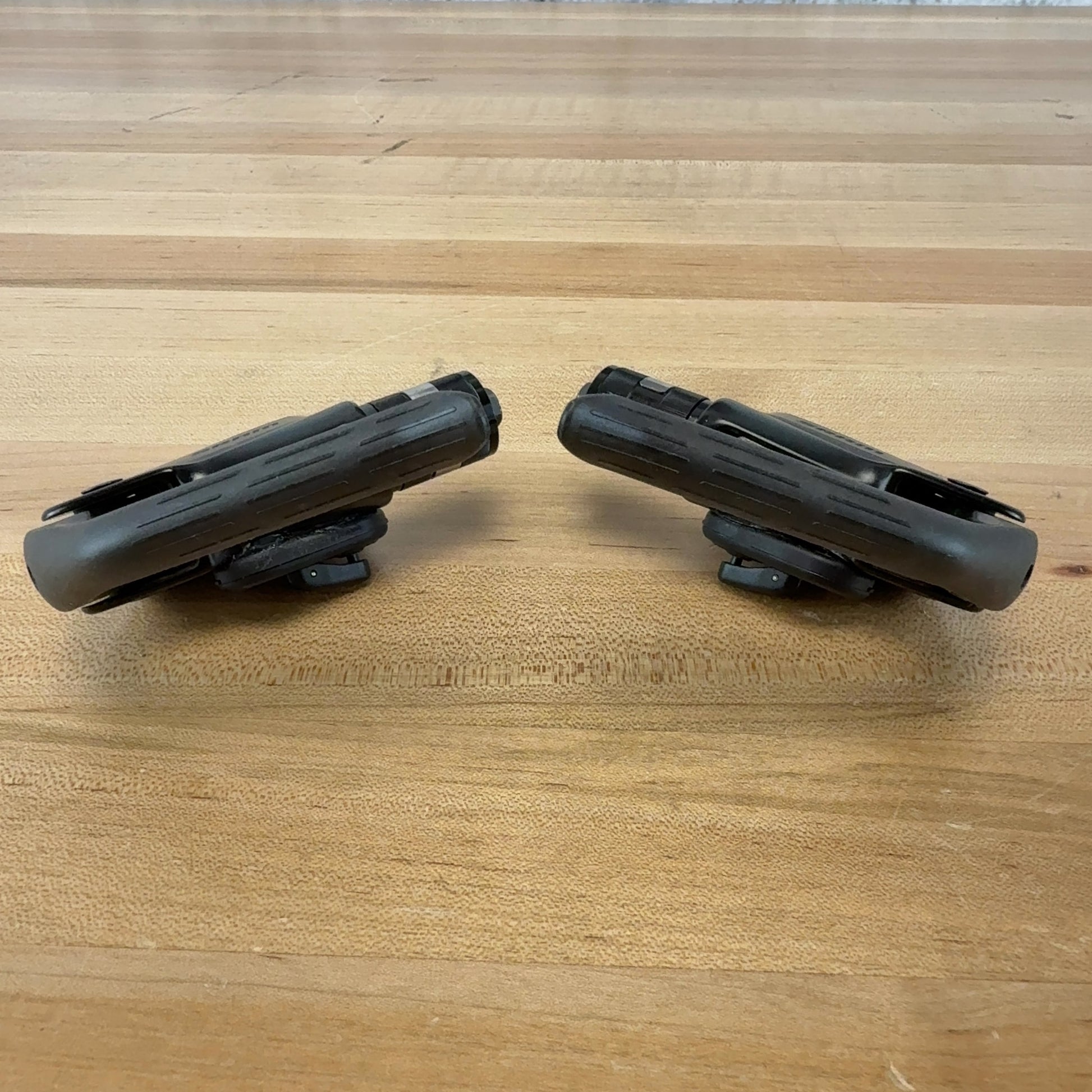 Low Mile! SRAM S-900 Aero HRD Disc Brake Carbon Brake Levers w/ Red E1 Calipers