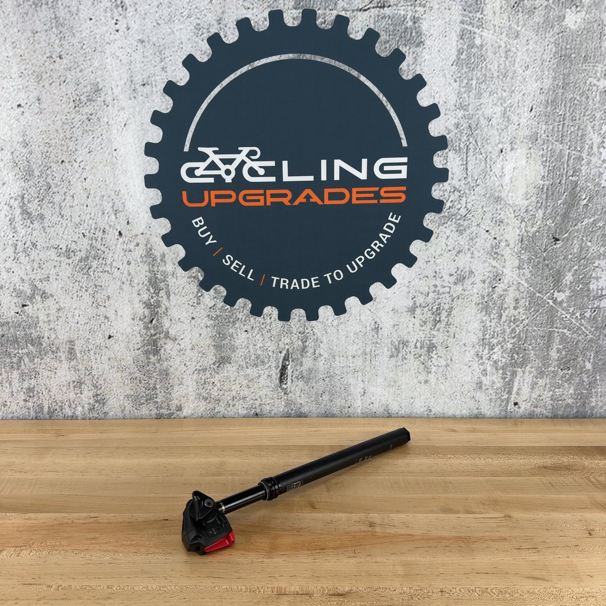 Low Mile! Rockshox Reverb AXS XPLR 75mm Travel 27.2mm Gravel Dropper Seatpost — photo 2 of 10