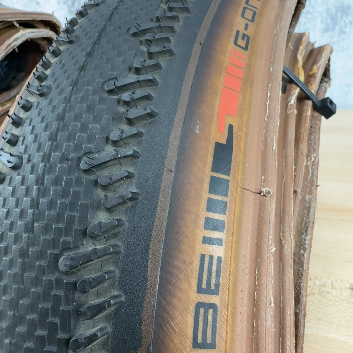 Light Use! Pair Schwalbe G-One RS Pro 700x45mm Gravel Tires ADDIX RACE Tanwall — photo 7 of 9