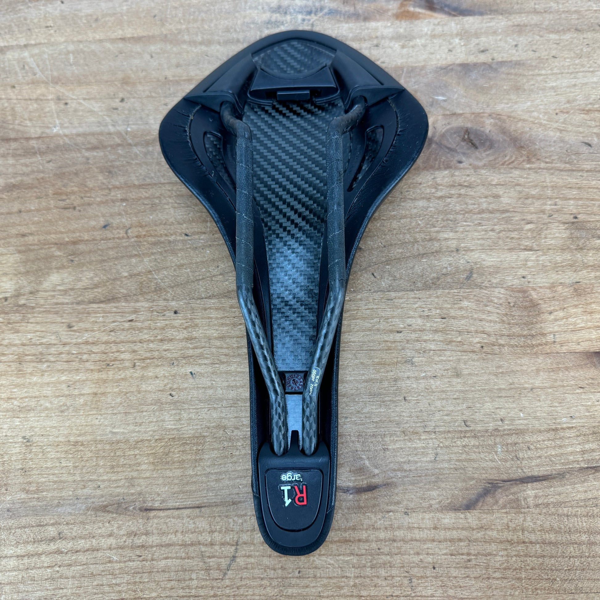 Carbon Saddle Selle Fizik Arione R1 Fizik Arione R1 7x9mm Carbon