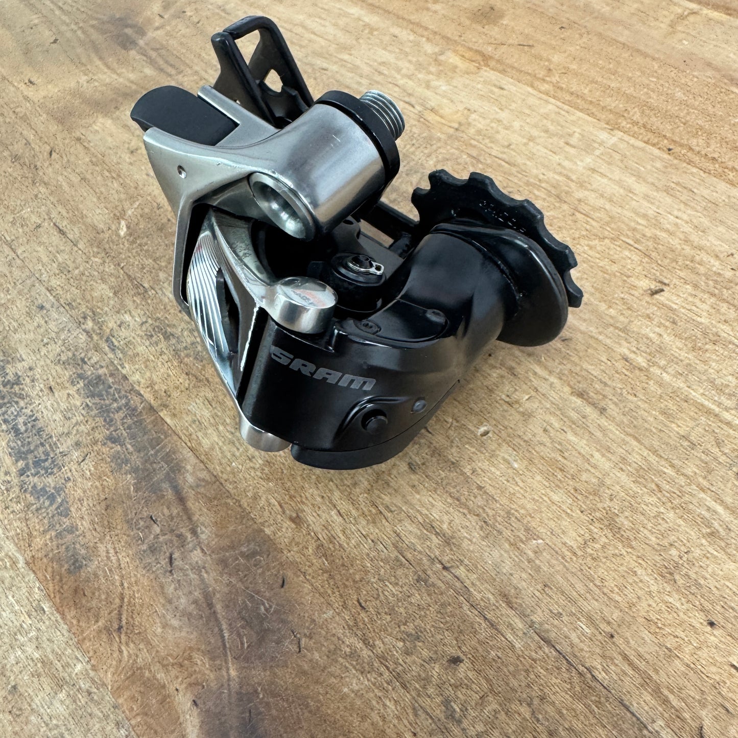 SRAM Red eTap Electronic 11-Speed 28t Max Bike Rear Derailleur 215g No Battery