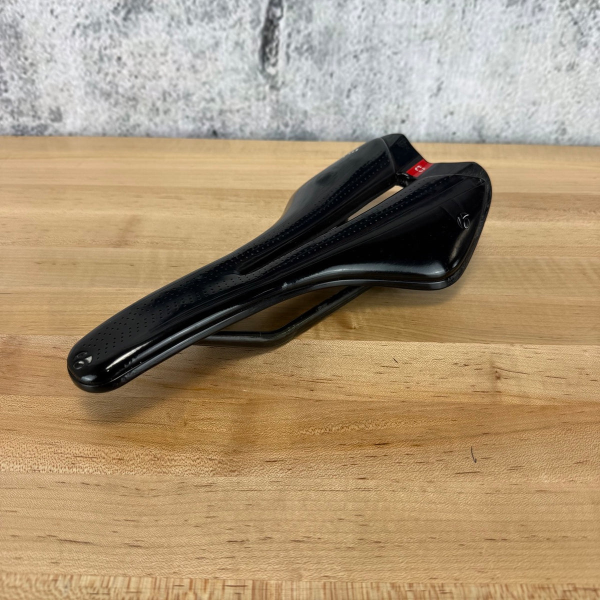 Bontrager Paradigm XXX Carbon 138mm 7x10mm Rails Black Bike Saddle 151g