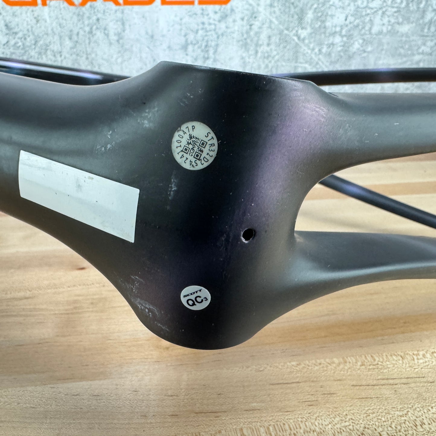 Scott Addict RC Medium 54cm Carbon Disc Brake Frameset 700c Sunbeam Black 1573g