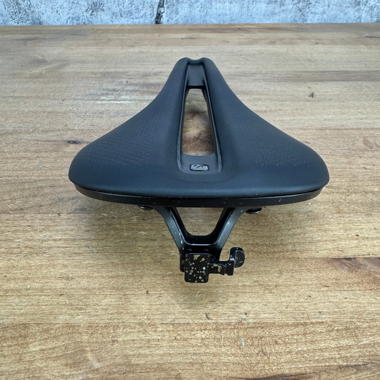 Bontrager Verse Pro 145mm 7x10mm Carbon Rails Bike Saddle 212g