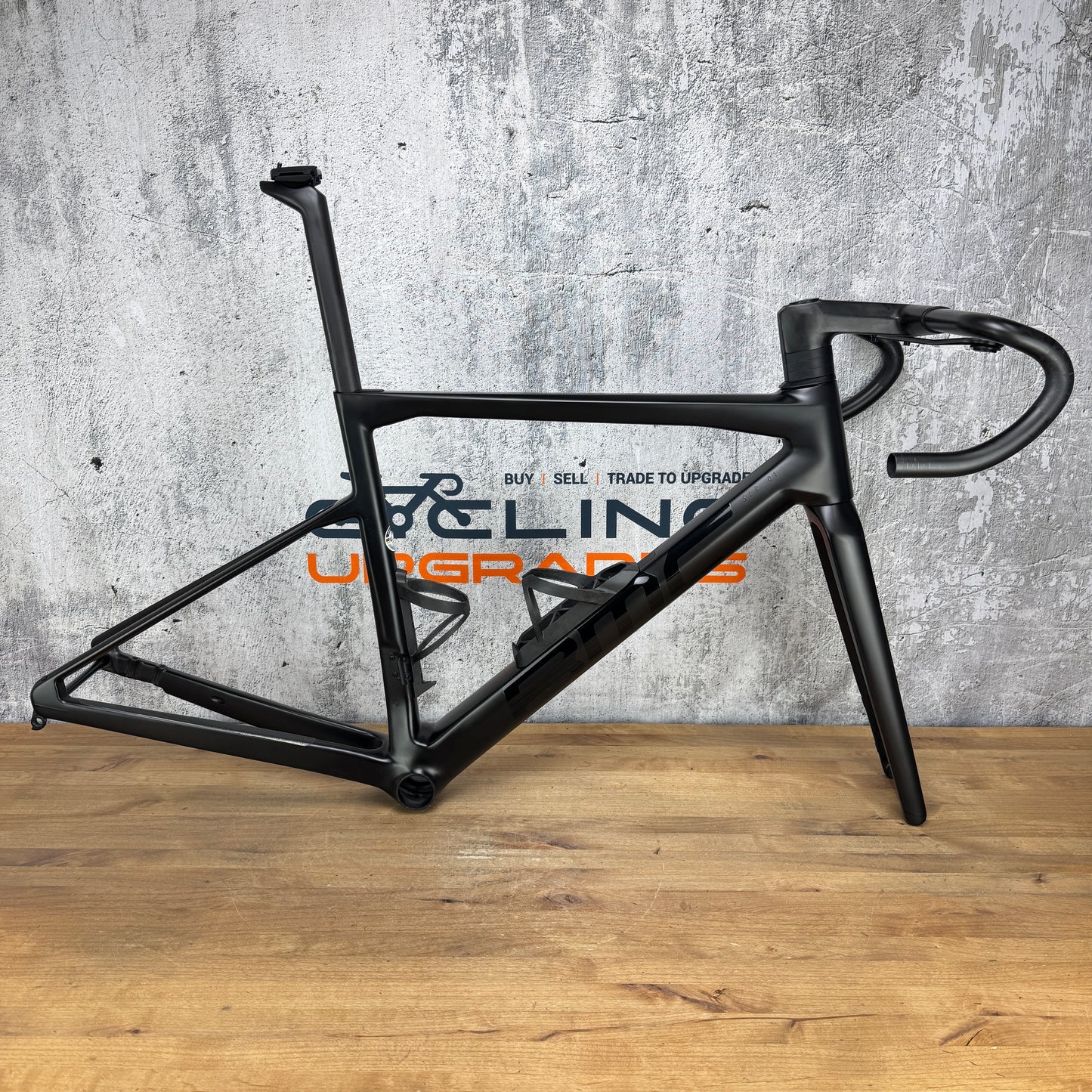 Low Mile! 2022 BMC Teammachine SLR 01 51cm Carbon Disc Frameset 700c 2087g