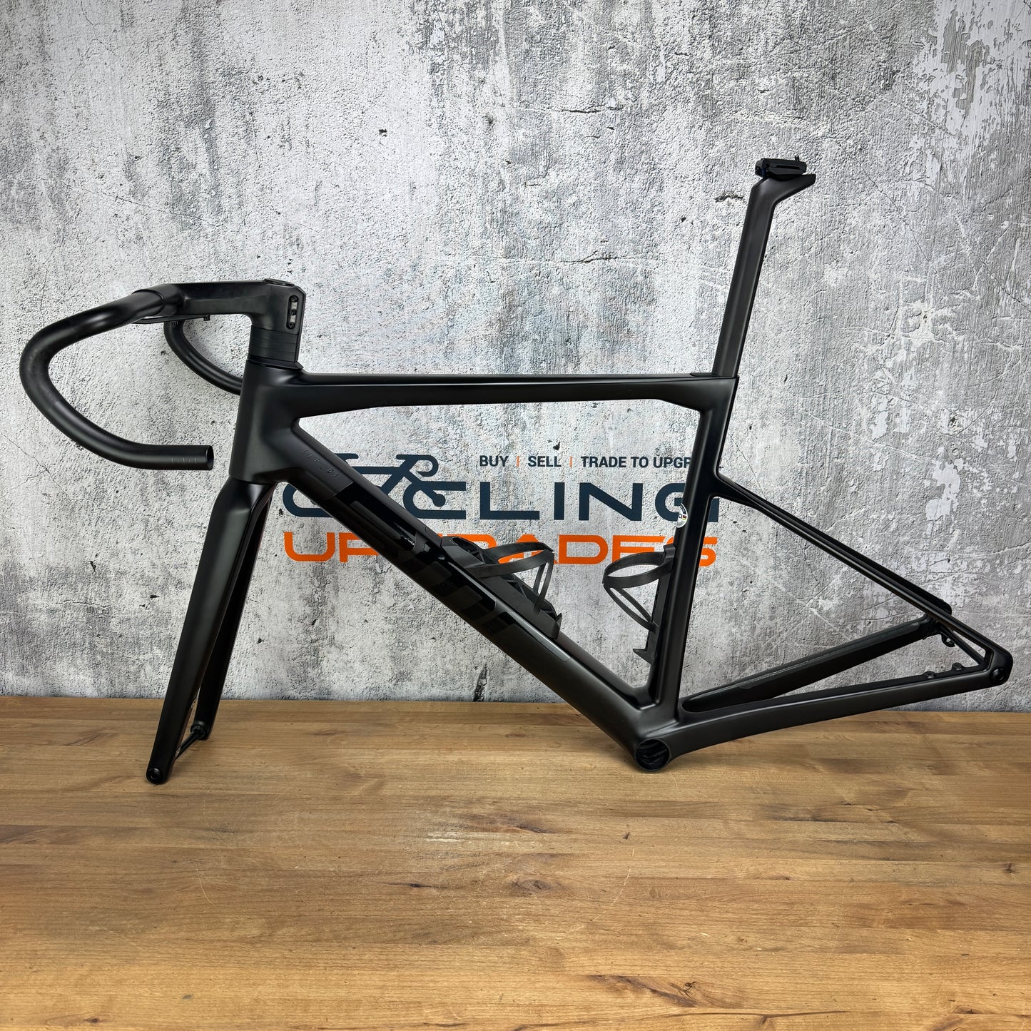 Low Mile! 2022 BMC Teammachine SLR 01 51cm Carbon Disc Frameset 700c 2087g