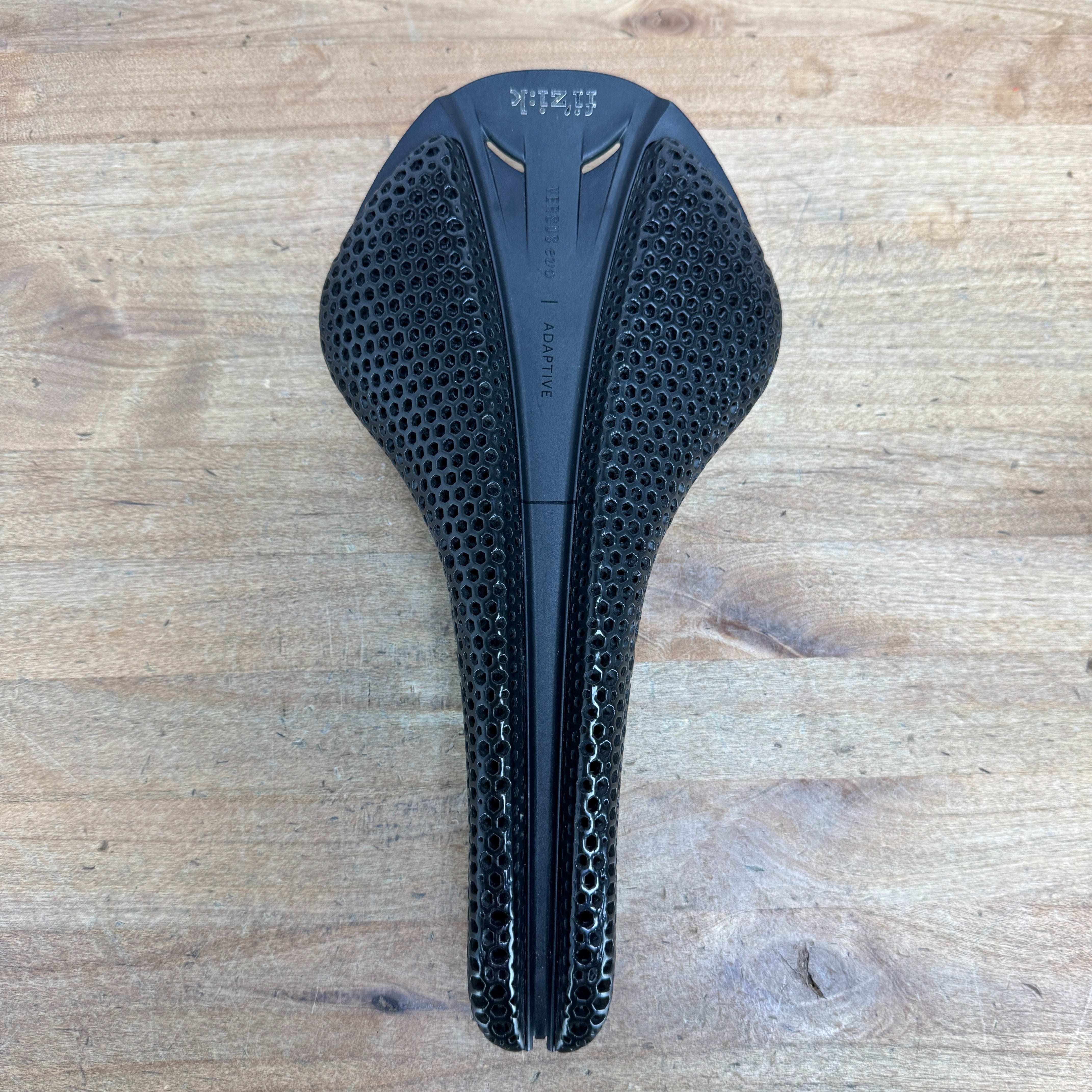 フィジーク　VERSUS evo ADAPTIVE 139㎜ フィジーク VERSUS evo ADAPTIVE 139㎜ 対面販売限定 】fi'zi:k