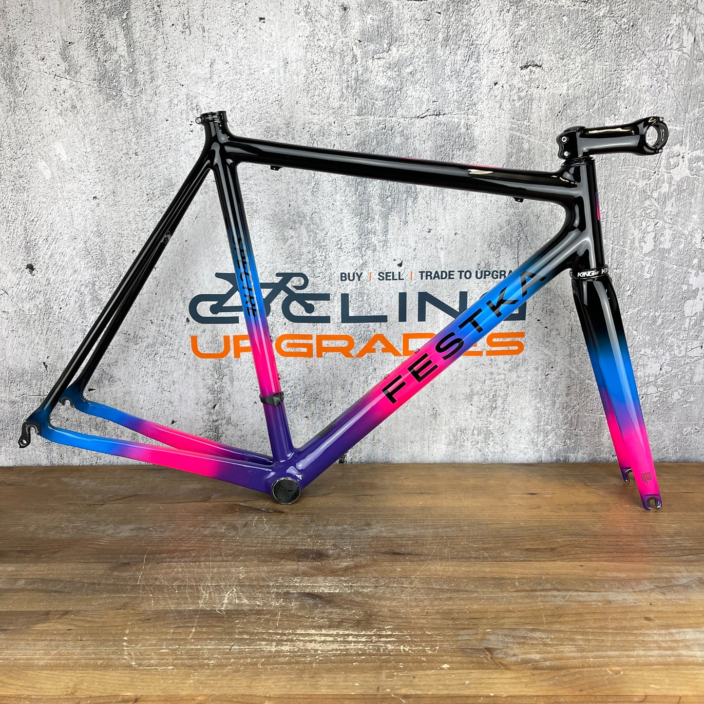 Festka Spectre Large 56cm Rim Brake Carbon Road Bike Frameset 700c 1825g