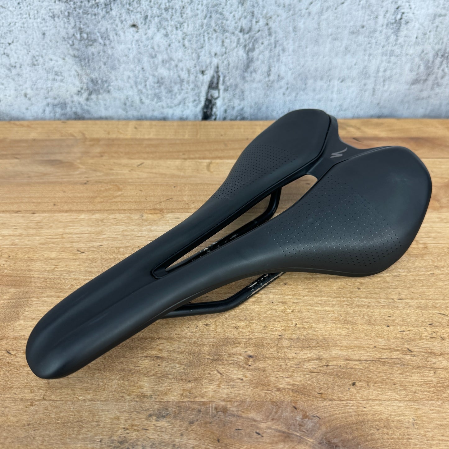 Specialized Romin Evo 143mm 7x7mm Titanium Rails Bike Saddle 265g