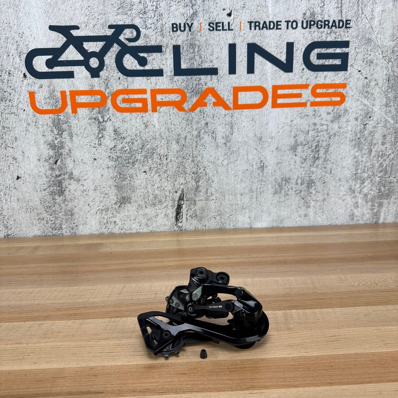 Light Use! Shimano Dura-Ace Di2 RD-R9250 12-Speed Electronic Rear Derailleur 219g