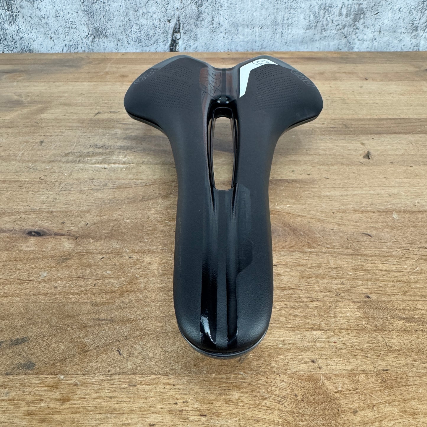 Shimano Falcon Pro 152mm 7x9mm Carbon Rails Bike Saddle 182g
