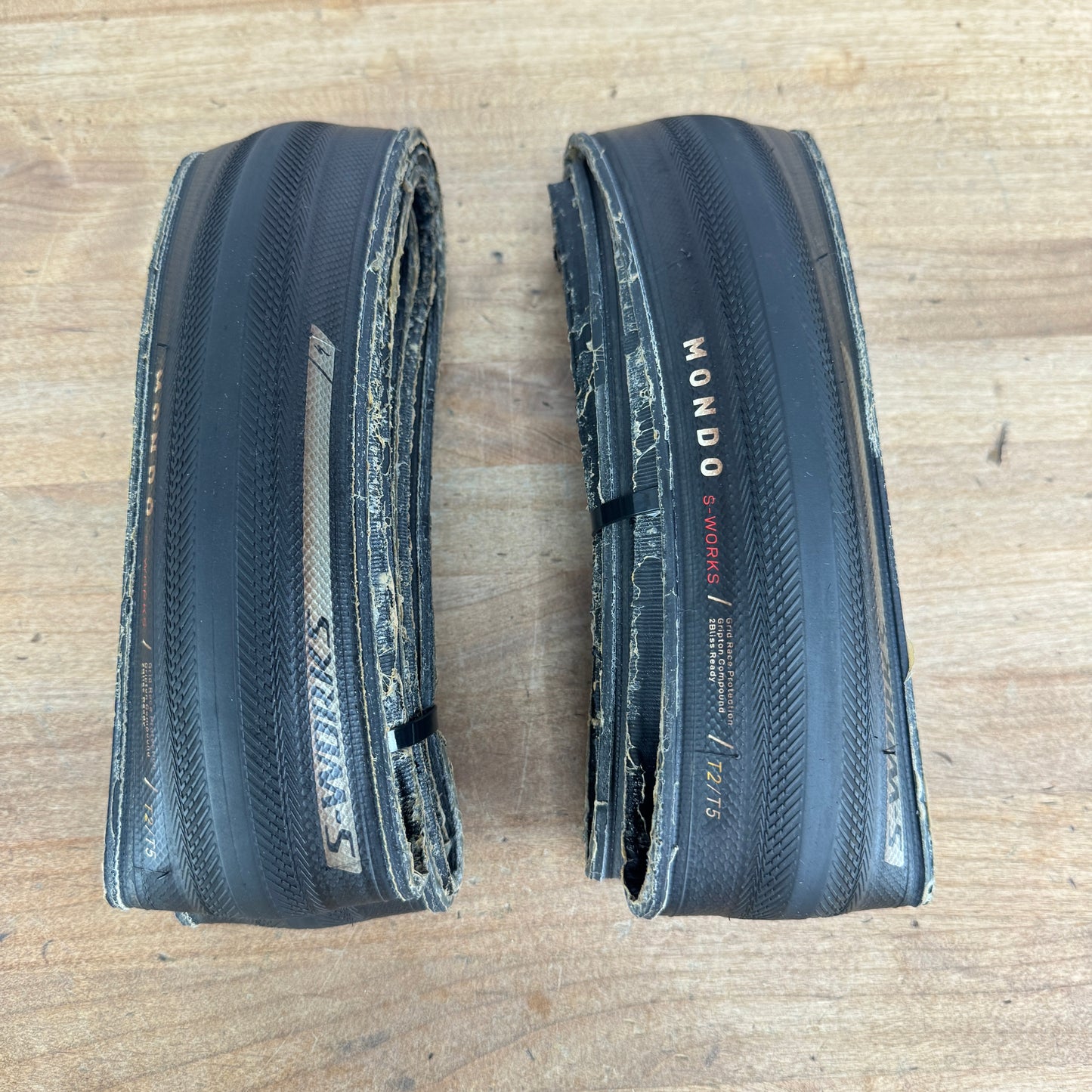 Low Mile! Pair Specialized S-Works Mondo 700c x 28mm Tubeless Road Bike Tires