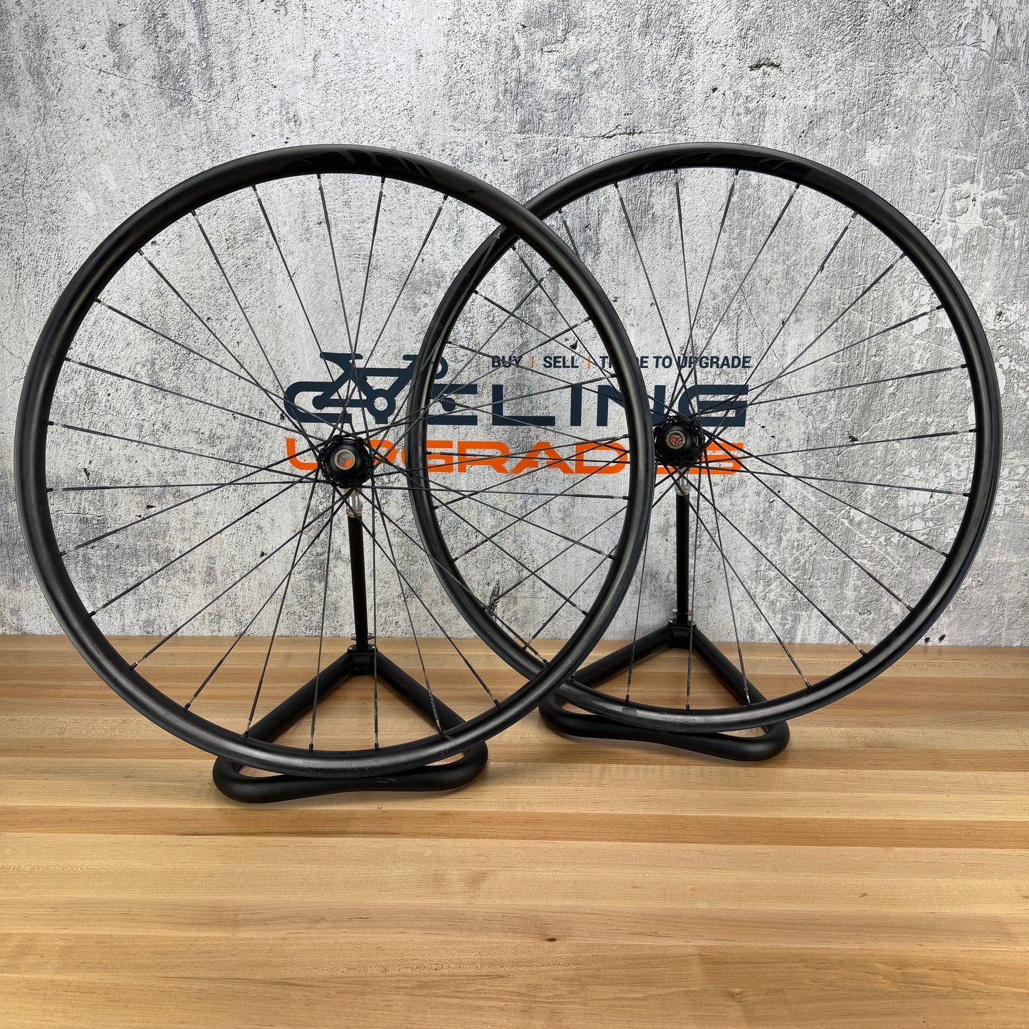 Extralite CarboCamber 330 Carbon Boost MTB Wheelset 29" Berd Spokes 955g
