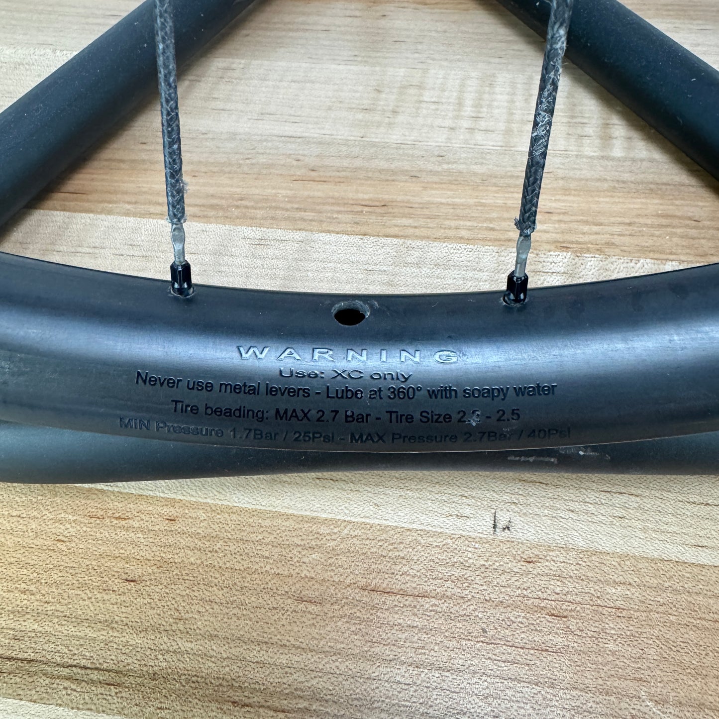 Extralite CarboCamber 330 Carbon Boost MTB Wheelset 29" Berd Spokes 955g